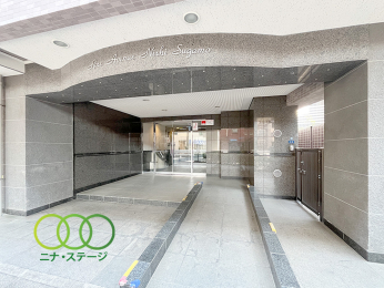  ●エントランス●
