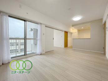  ○LDK１３．２帖○
・２LDK+S、５階、西向き