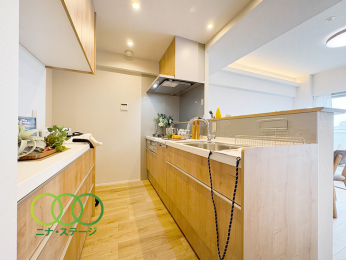  Lb`
H@E򐅋@\t
wʃJbv{[h