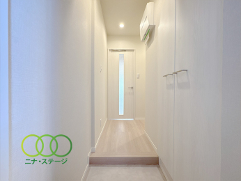  �����ց�