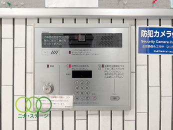  ���I�[�g���b�N�C���^�[�z����