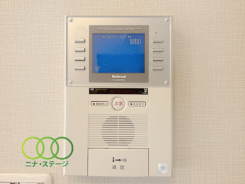  ���������j�^�[�z����