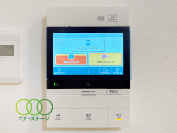  TV���j�^�[�t���C���^�[�t�H��