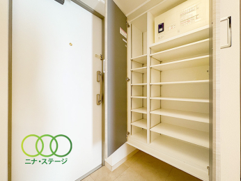  �V���[�Y�{�b�N�X