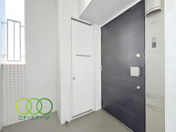  �����փh�A��