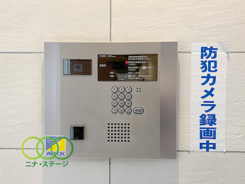  ���I�[�g���b�N���j�^�[�z����