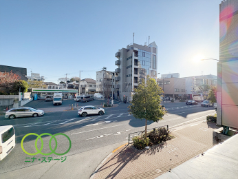  �����]��
�k�������o���R�j�[����̒��]