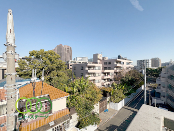  �����]��
�k���������[�t�o���R�j�[����̒��]