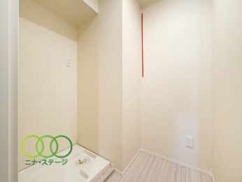  ��������@�u��