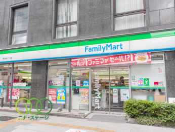  �t�@�~���[�}�[�g���r�ܓ񒚖ړX�܂Ł@73���@�k��1��