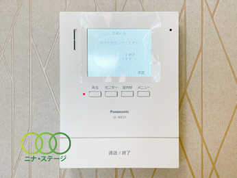  TV���j�^�[�t���C���^�[�t�H��