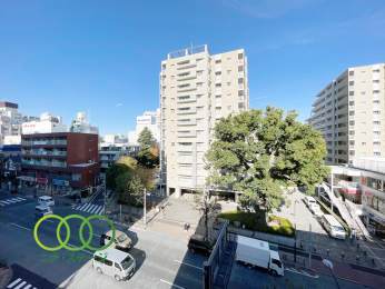  �����]��
�k�������o���R�j�[����̒��]