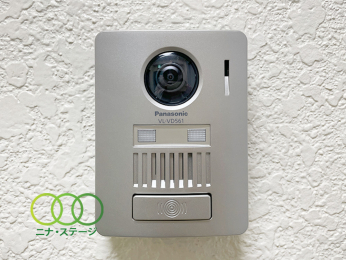  �h�A�t�H��