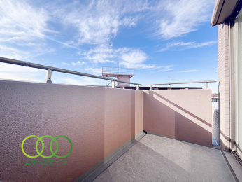  ���o���R�j�[��
�쐼�����A�m���P�אڃo���R�j�[