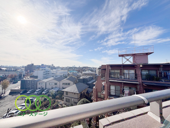  �����]��
�쐼�����o���R�j�[����̒��]