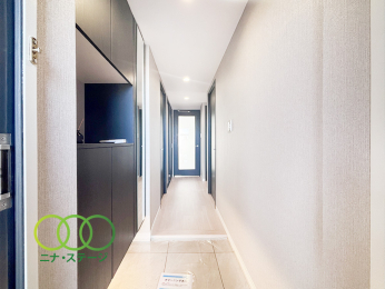  �����ց�