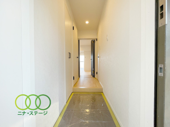  �����ց�