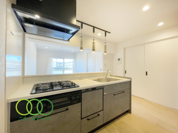  ���L�b�`����
�H��@�E�򐅋@�\�t��