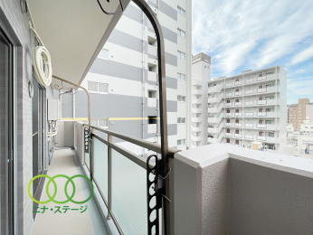  ���o���R�j�[��
�������A��U�D�X�O�u�̃��C�h�o���R�j�[