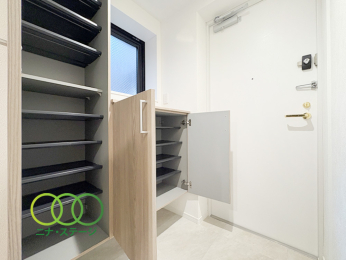  �V���[�Y�{�b�N�X