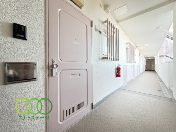  �����ց�