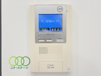  �I�[�g���b�N�C���^�[�t�H��