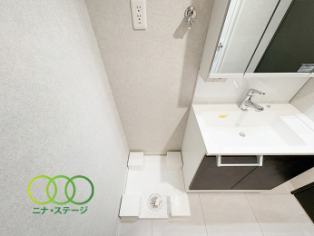  ��������@�u��