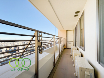  ���o���R�j�[��
�k�������A��X�D�U�T�u�̃��C�h�o���R�j�[