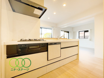  ���L�b�`����
�H��@�E�򐅋@�\�t��