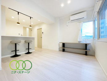  �����r���O��
�k���Ɩk���̂Q�ʍ̌��Ŗ��邢���r���O�ł�