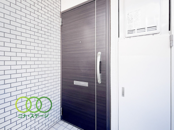  �����ց�