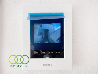  TV���j�^�[�t���C���^�[�t�H��