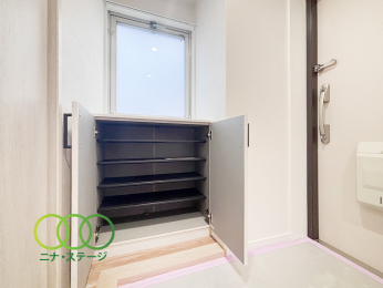  �V���[�Y�{�b�N�X