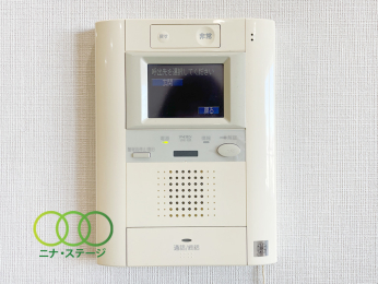  �I�[�g���b�N�C���^�[�t�H��