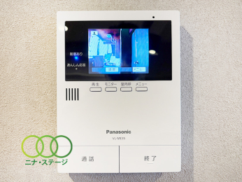  TV���j�^�[�t���C���^�[�t�H��