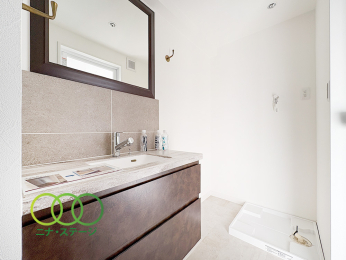  ���p�E�_�[���[����