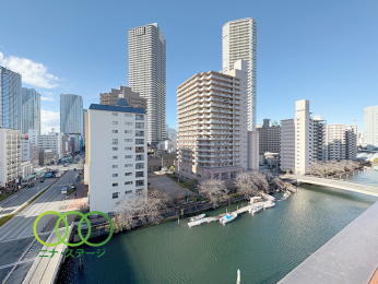  �����]��
�쐼�����o���R�j�[����̒��]