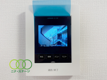  TV���j�^�[�t���C���^�[�t�H��