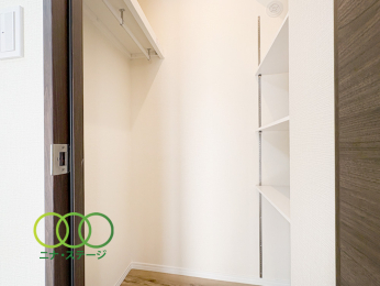  ���m���Q�E�H�[�N�C���N���[�[�b�g��