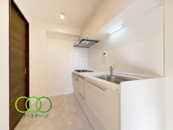  ���L�b�`����
�H��@�E�򐅋@�\�t��