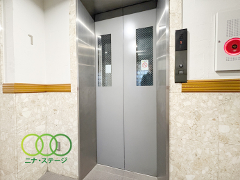  �G���x�[�^�[