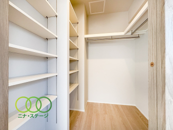  ���E�H�[�N�C���N���[�[�b�g��
���[�͂����Ղ�ł�