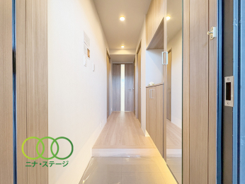  �����ց�