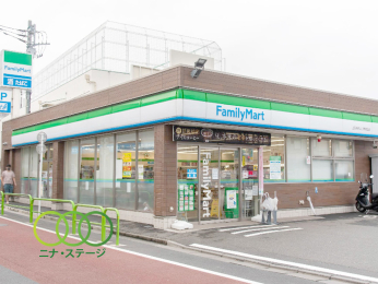  �t�@�~���[�}�[�g��ΐ_��k���w�Z�O�X�܂Ł@156���@�k���Q��