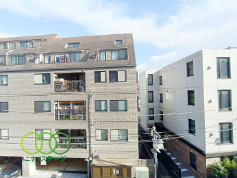  �����]��
�k�������o���R�j�[����̒��]