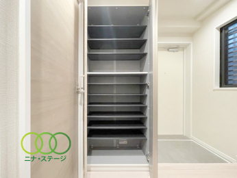  �V���[�Y�{�b�N�X