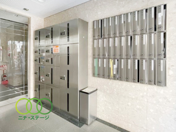  ��z�{�b�N�X�E���[���R�[�i�[