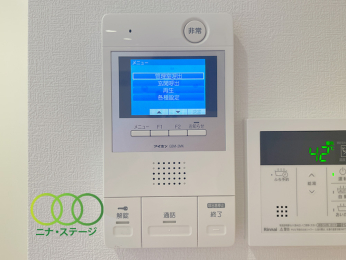  �I�[�g���b�N�C���^�[�t�H��