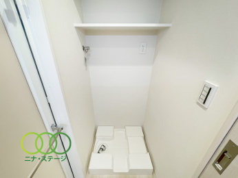  ��������@�u��