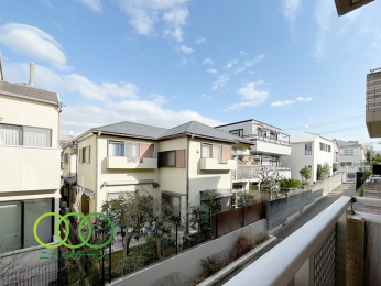  �����]��
�k�����o���R�j�[����̒��]